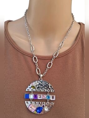 Vintage Silver Tone Hammered Geometric Pendant Necklace Multi-Color Rhinestones